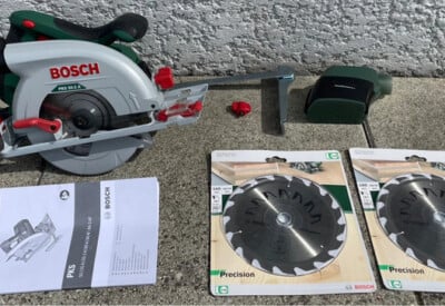 Location Scie circulaire électrique Bosch à Guémené-Penfao